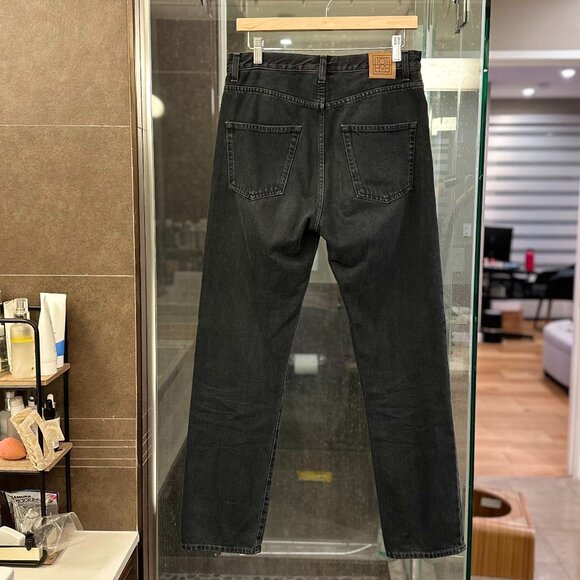 TOTEME Faded Cotton Regular-Fit Straight-Leg Denim Jeans (Vintage Black) - Picture 8 of 16